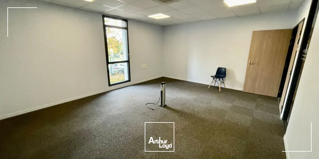 Bureaux - Location - SAINT ETIENNE DU ROUVRAY - 76800 - 27.1-172.9 - 7752696
