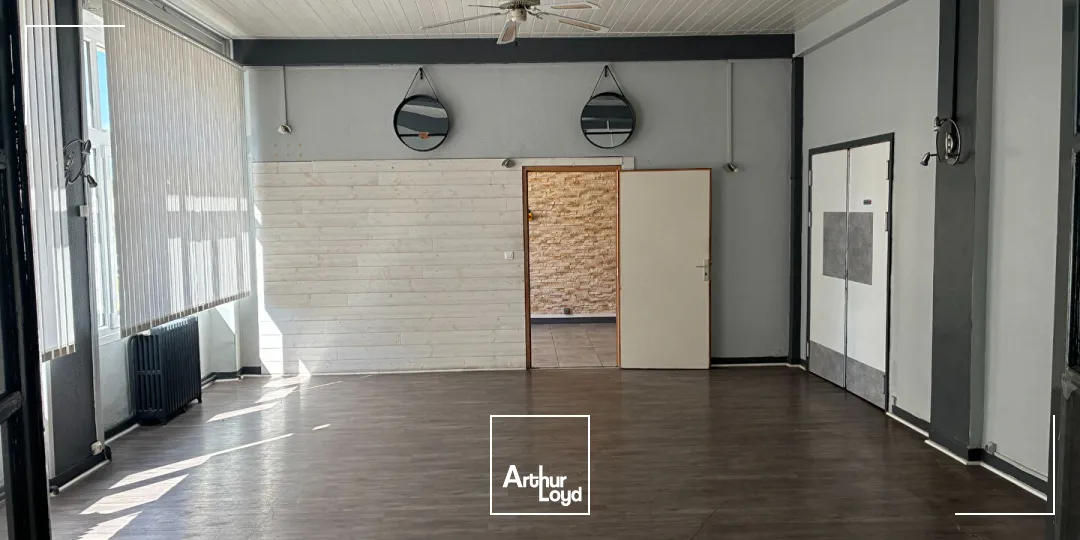 Locaux commerciaux - Vente - AIGREFEUILLE D AUNIS - 17290 - 476-476 - 7753076
