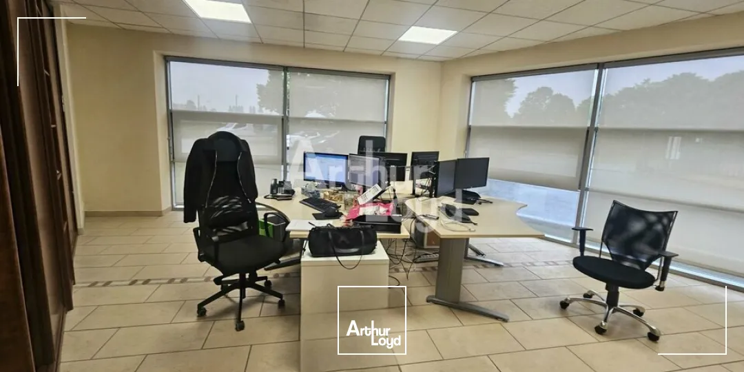 Bureaux - Location - BEAUFORT-EN-ANJOU - 49250 - 300-300 - 7753177