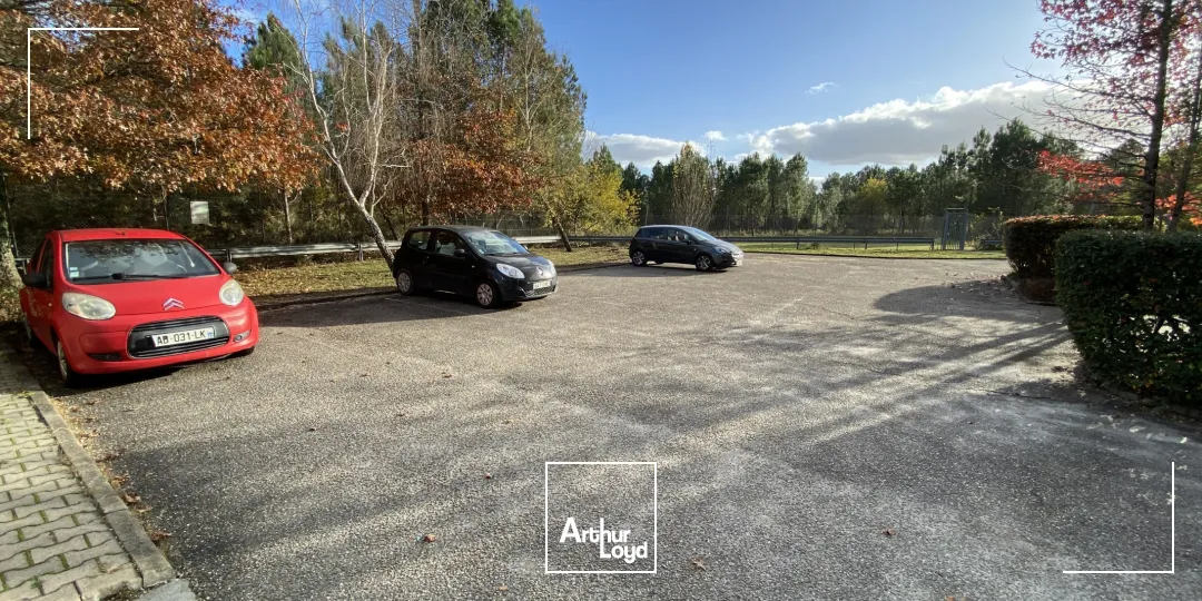 Bureaux - Location - SAINT JEAN D'ILLAC - 33127 - 151.61-151.61 - 7753445