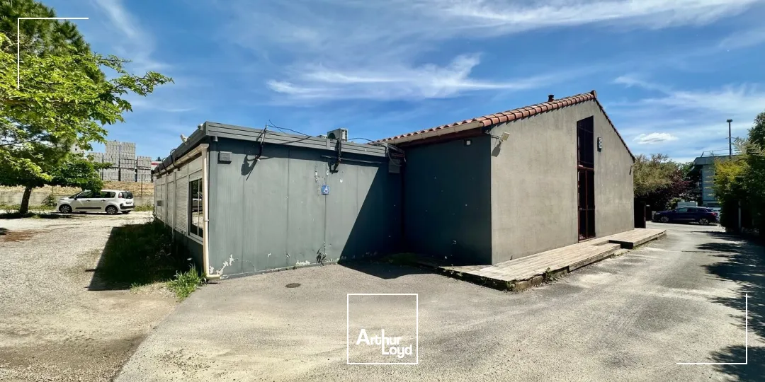 Locaux d'activité & Entrepôts - Vente - EGUILLES - 13510 - 510-510 - 7754120