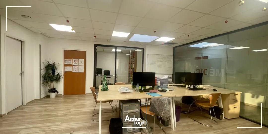 Bureaux - Location - NIMES - 30900 - 152.59-152.59 - 7754236