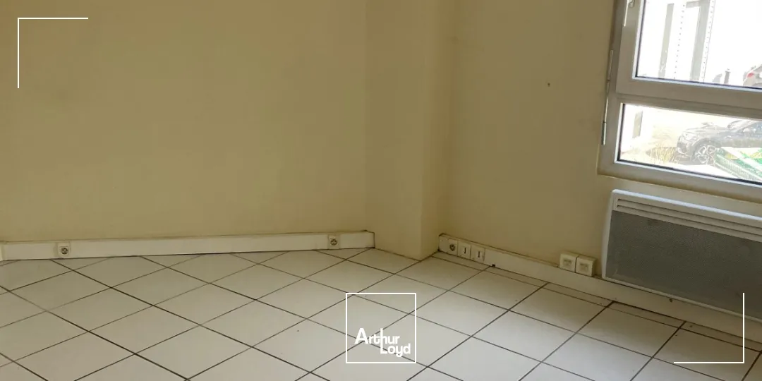 Locaux d'activité & Entrepôts - Location - PLAILLY - 60128 - 381.2-381.2 - 7754285