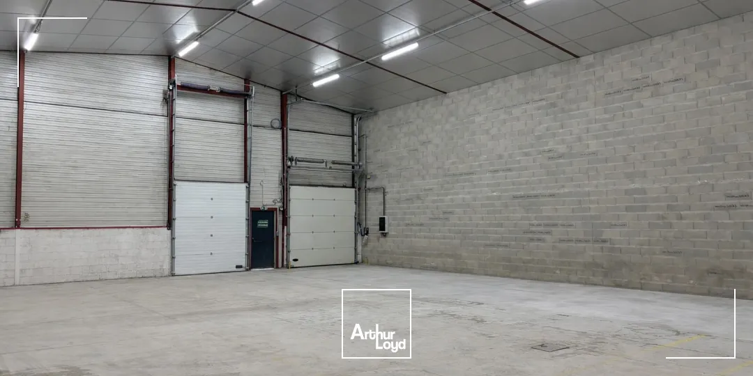 Locaux d'activité & Entrepôts - Location - SAINT JEAN DE LA RUELLE - 45140 - 467-467 - 7754333