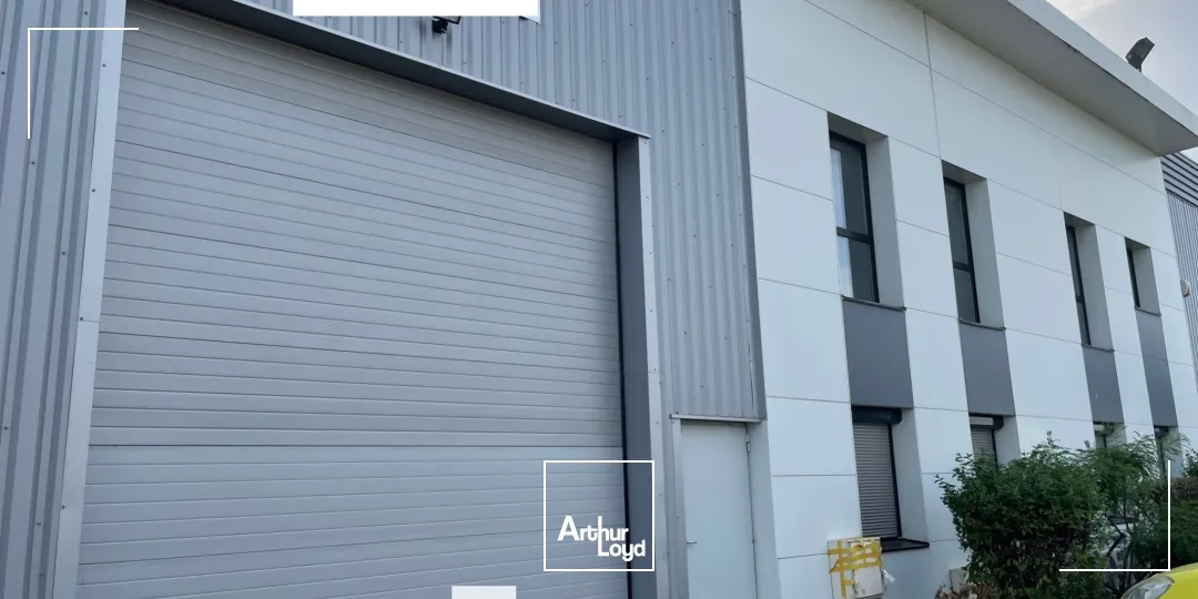 Locaux d'activité & Entrepôts - Location - SAINT PRIEST - 69800 - 340-340 - 7754663
