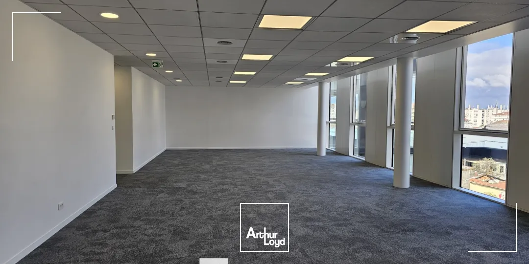 Bureaux - Location - VILLEURBANNE - 69100 - 326.3-326.3 - 7754677