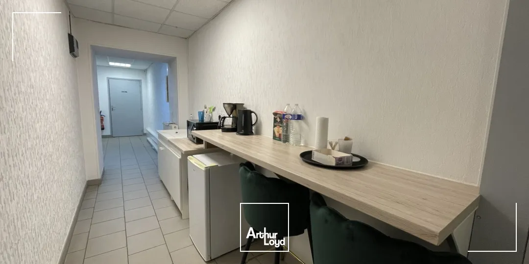 Bureaux - Location - PONT AUDEMER - 27500 - 146.86-146.86 - 7755070