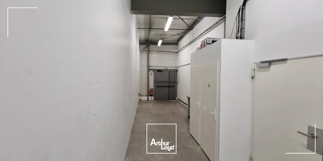 Locaux commerciaux - Location - BESSINES - 79000 - 180-180 - 7756502