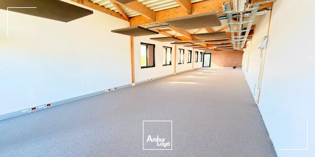 Bureaux - Location - CHASSENEUIL-DU-POITOU - 86360 - 120-120 - 7756496