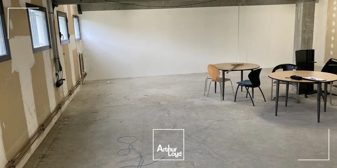 Locaux d'activité & Entrepôts - Location - SAINT ETIENNE - 42000 - 130-130 - 7757103
