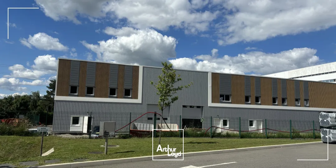 Locaux d'activité & Entrepôts - Location - SAINT ETIENNE - 42000 - 216-2546 - 7757144