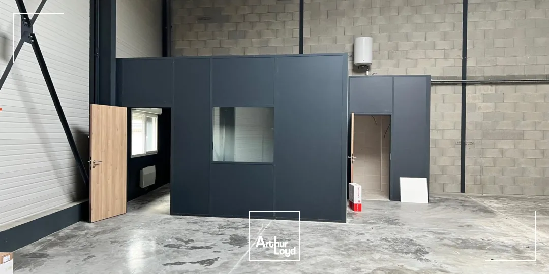 Locaux d'activité & Entrepôts - Location - SAVIGNEUX - 42600 - 186-186 - 7757277