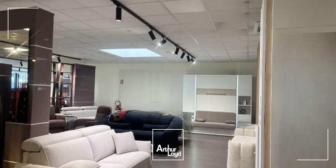 Locaux commerciaux - Location - LA FOUILLOUSE - 42480 - 386-386 - 7757341