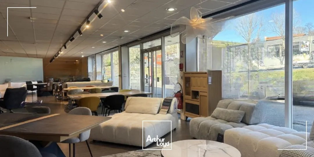 Locaux commerciaux - Location - LA FOUILLOUSE - 42480 - 386-386 - 7757342