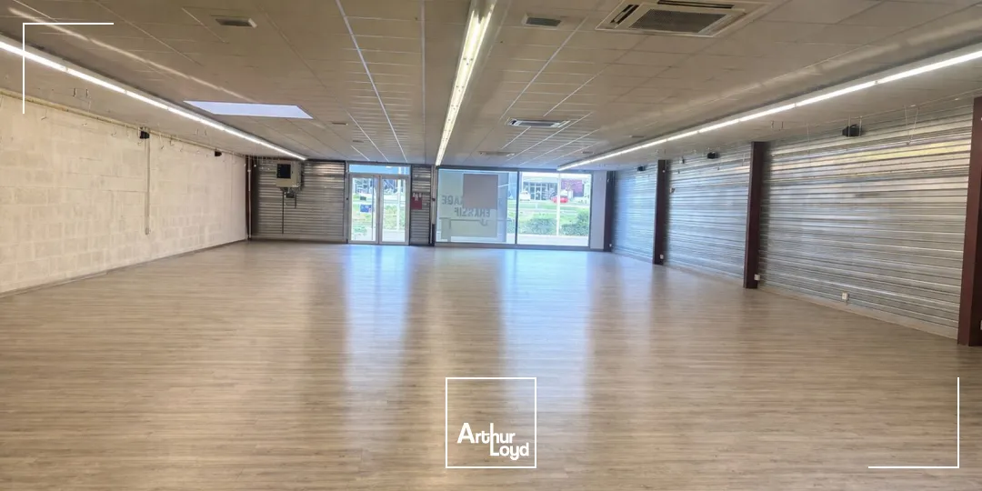 Locaux commerciaux - Location - LA FOUILLOUSE - 42480 - 386-386 - 7757338