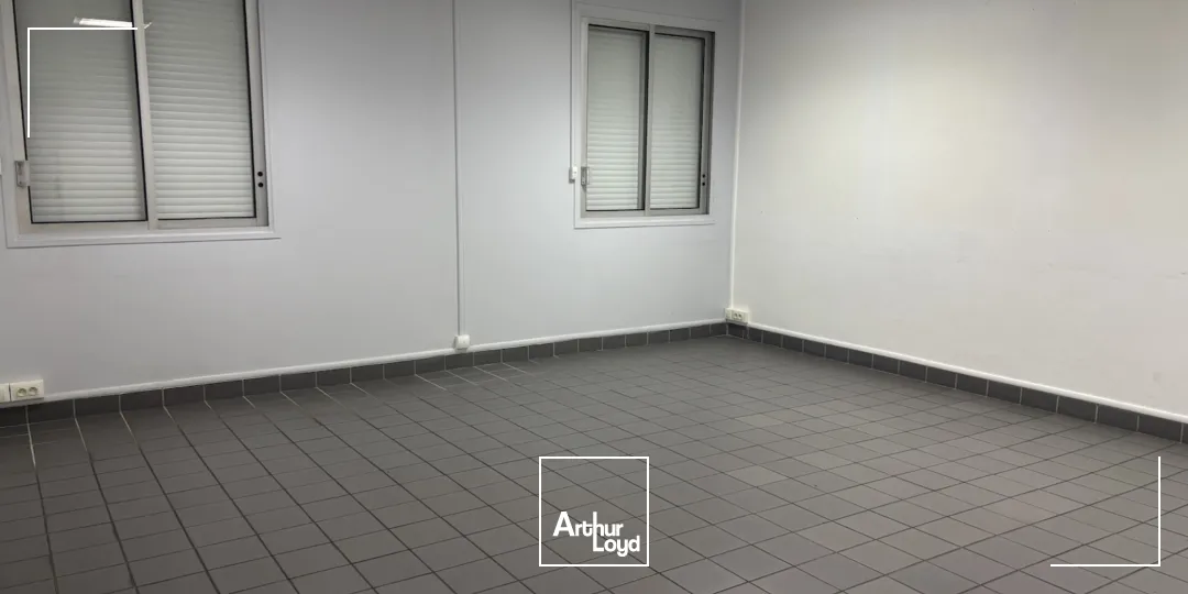 Locaux d'activité & Entrepôts - Location - VILLARS - 42390 - 300-300 - 7757348