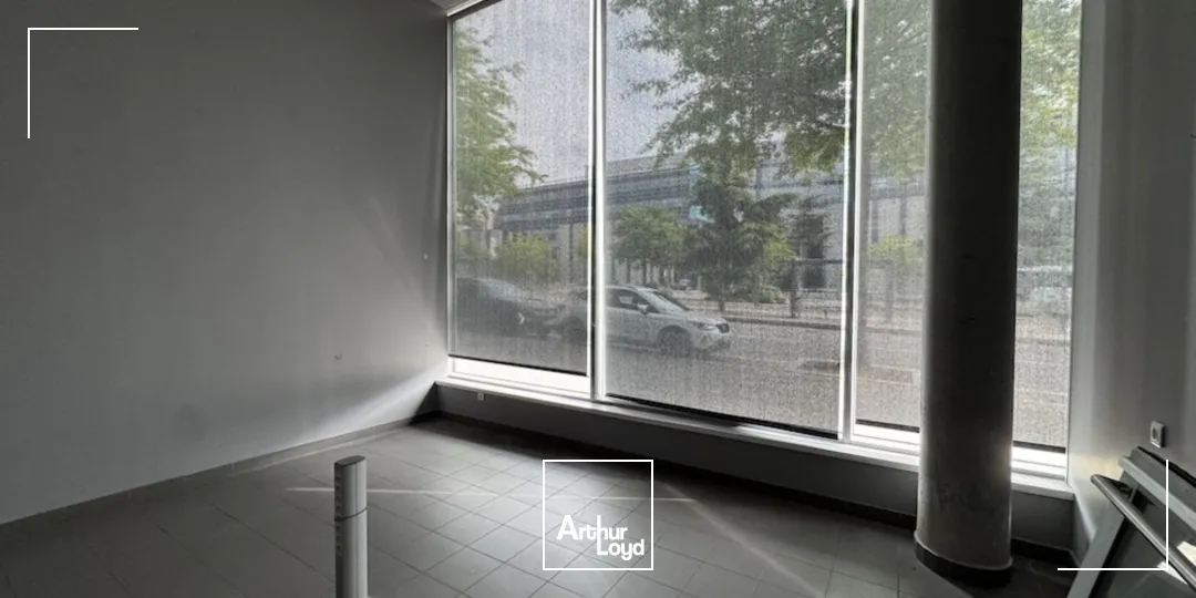 Locaux commerciaux - Location - SAINT ETIENNE - 42000 - 196-196 - 7757372