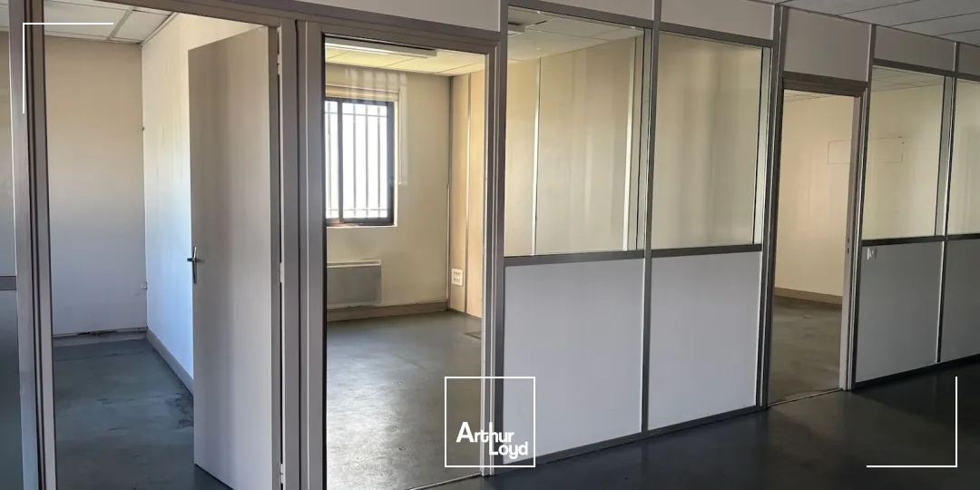 Locaux d'activité & Entrepôts - Location - SAINT ETIENNE - 42000 - 900-900 - 7757398