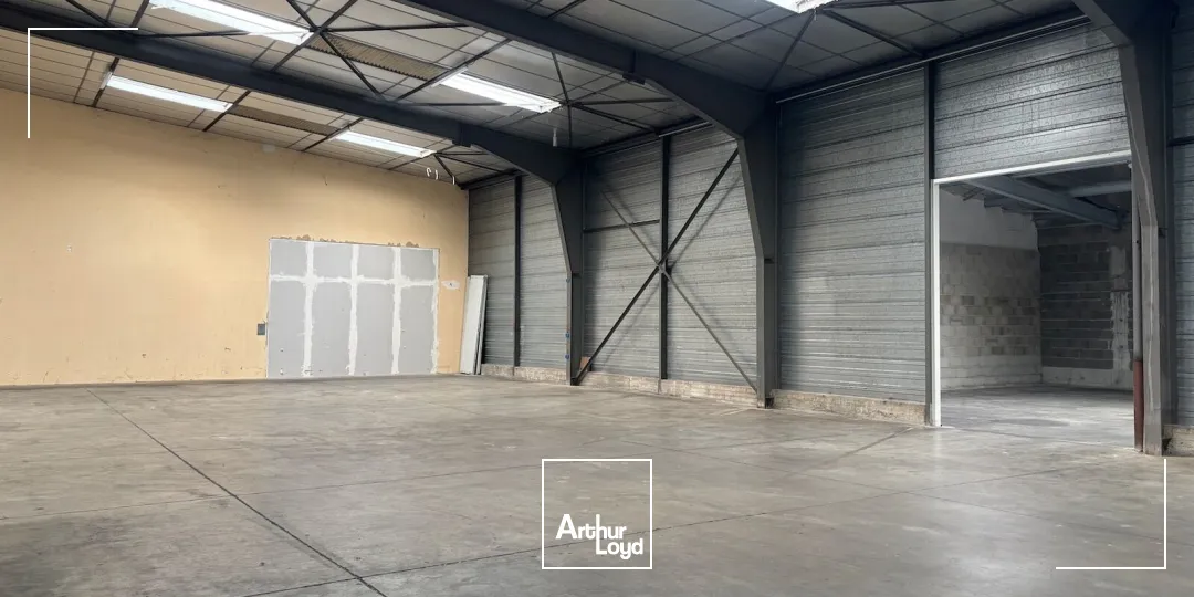 Locaux d'activité & Entrepôts - Location - SAINT ETIENNE - 42000 - 900-900 - 7757399