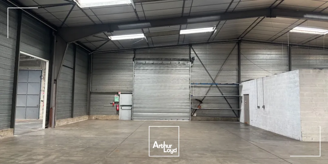Locaux d'activité & Entrepôts - Location - SAINT ETIENNE - 42000 - 900-900 - 7757393