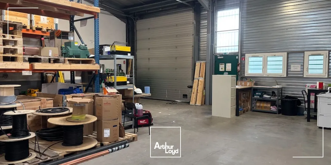 Locaux d'activité & Entrepôts - Location - SAINT ETIENNE - 42100 - 395-792 - 7757485