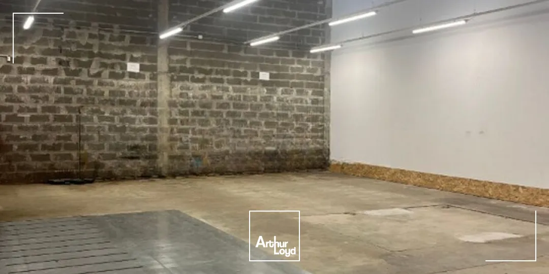 Locaux commerciaux - Location - LE COTEAU - 42120 - 500-500 - 7757500