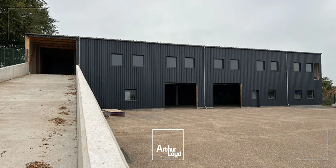 Locaux d'activité & Entrepôts - Location - RIORGES - 42153 - 650-650 - 7757515