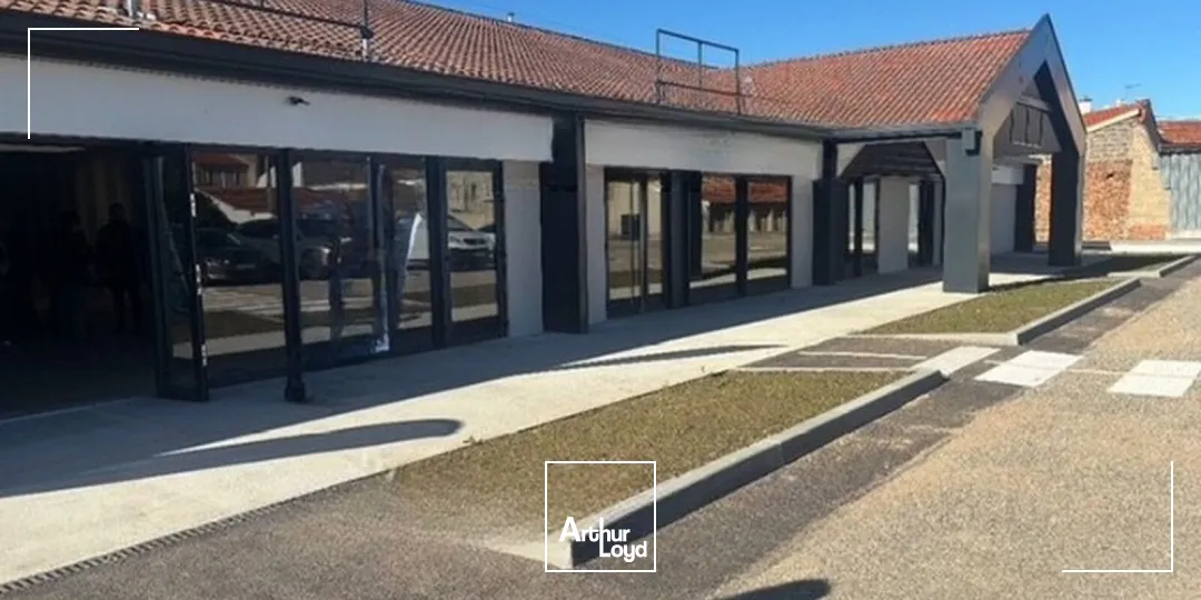 Locaux commerciaux - Vente - LE COTEAU - 42120 - 121-605 - 7757521