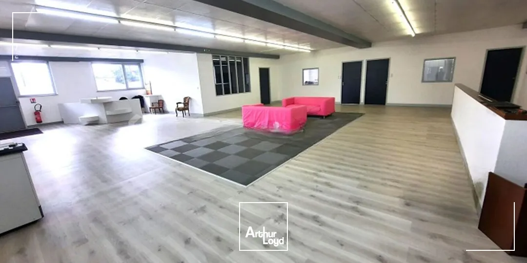 Locaux d'activité & Entrepôts - Vente - BALBIGNY - 42510 - 551.53-551.53 - 7757593