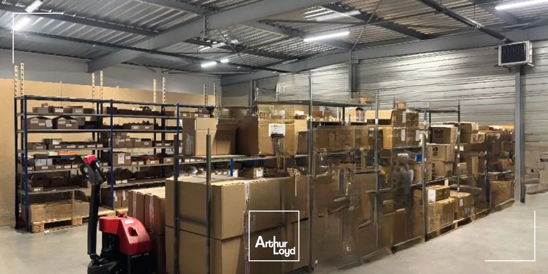 Locaux d'activité & Entrepôts - Location - SAINT CHAMOND - 42400 - 1110-1110 - 7757614