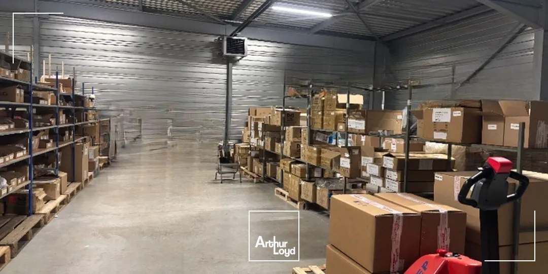 Locaux d'activité & Entrepôts - Location - SAINT CHAMOND - 42400 - 1110-1110 - 7757613