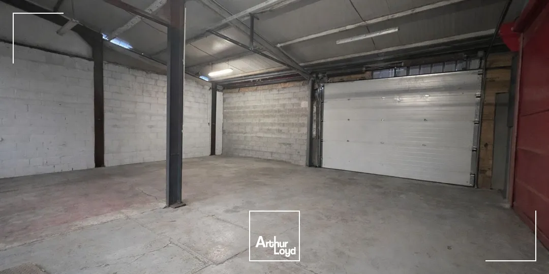 Locaux d'activité & Entrepôts - Location - MONTBRISON - 42600 - 166-560 - 7757639