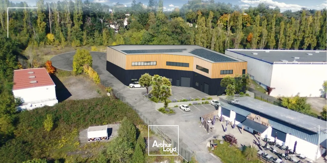 Locaux d'activité & Entrepôts - Vente - L'ETRAT - 42580 - 141-1045 - 7757700