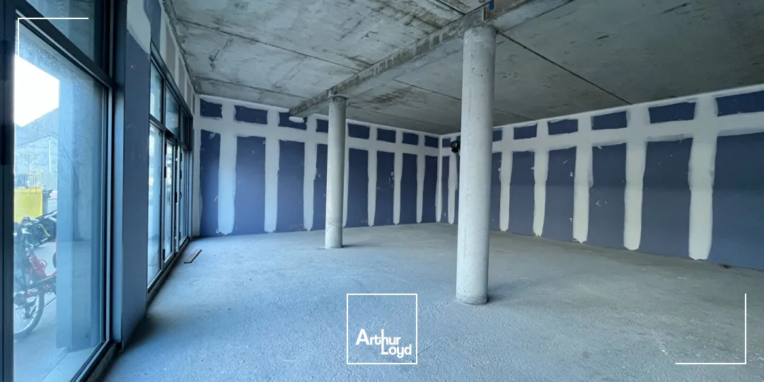 Locaux commerciaux - Location - CAEN - 14000 - 120.92-120.92 - 7757941
