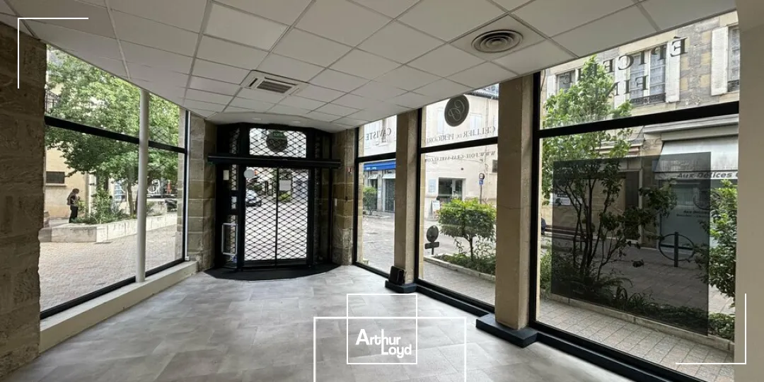 Locaux commerciaux - Location - BRIVE-LA-GAILLARDE - 19100 - 165-165 - 7758028