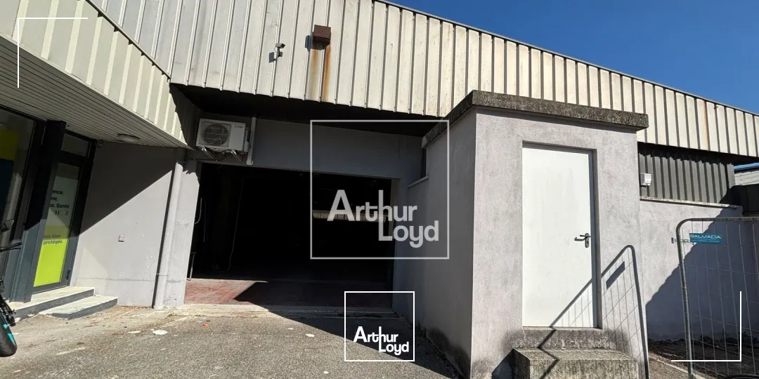 Locaux d'activité & Entrepôts - Location - SAINT EGREVE - 38120 - 343-343 - 7758403
