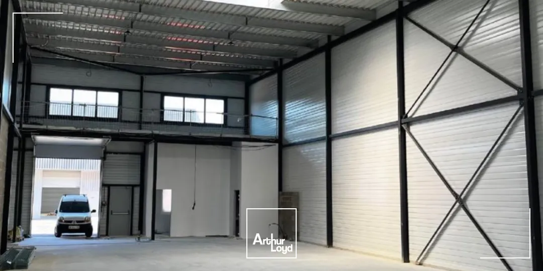 Locaux d'activité & Entrepôts - Location - PUISEUX PONTOISE - 95650 - 395.5-10719.3 - 7758566