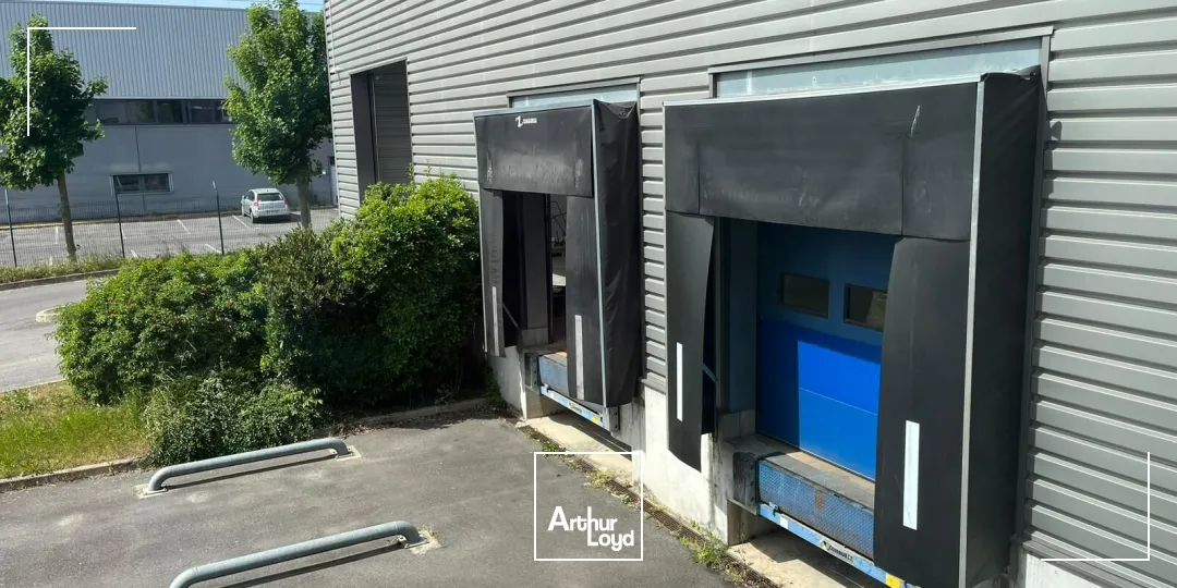 Locaux d'activité & Entrepôts - Location - SARTROUVILLE - 78500 - 3087.7-3087.7 - 7758575