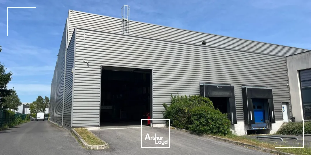 Locaux d'activité & Entrepôts - Location - SARTROUVILLE - 78500 - 3087.7-3087.7 - 7758588