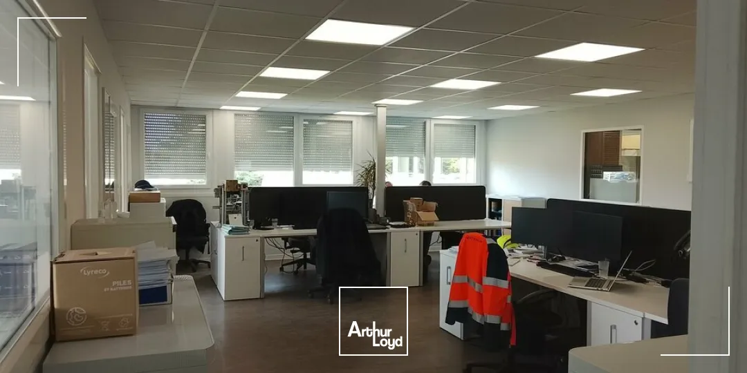Locaux d'activité & Entrepôts - Location - CRISSEY - 71530 - 1200-1200 - 7758947