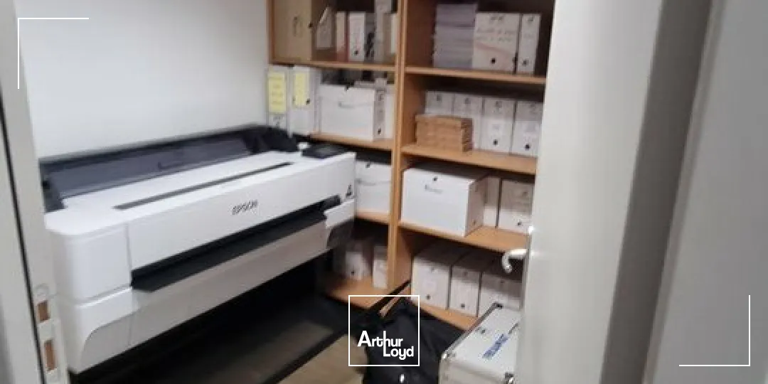 Locaux d'activité & Entrepôts - Location - POITIERS - 86000 - 258-258 - 7759027