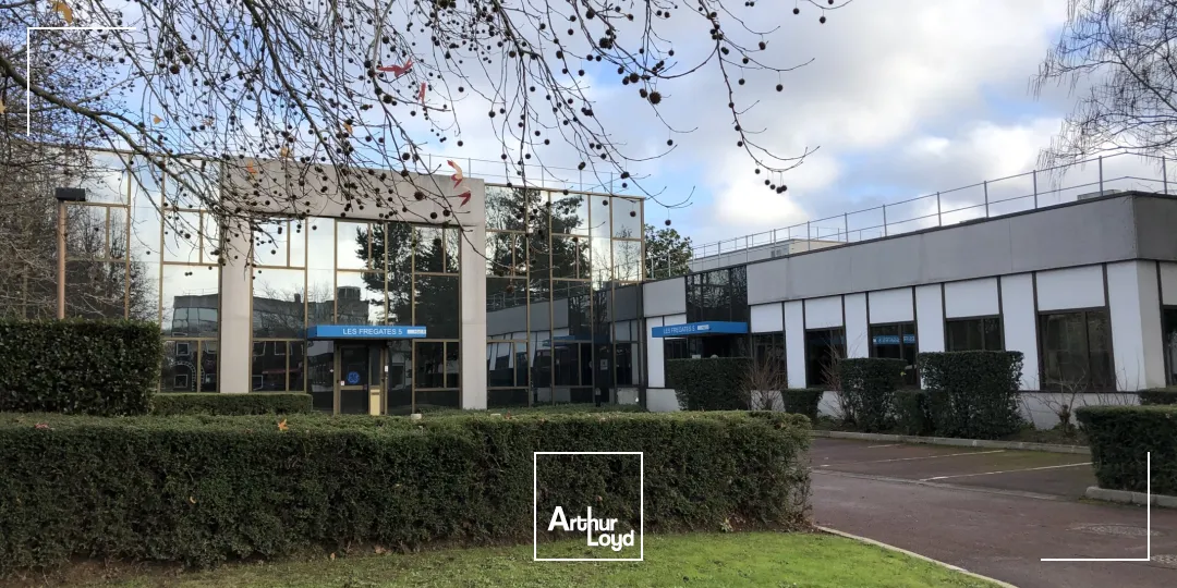 Bureaux - Location - TREMBLAY EN FRANCE - 93290 - 340-2892.9 - 7759463