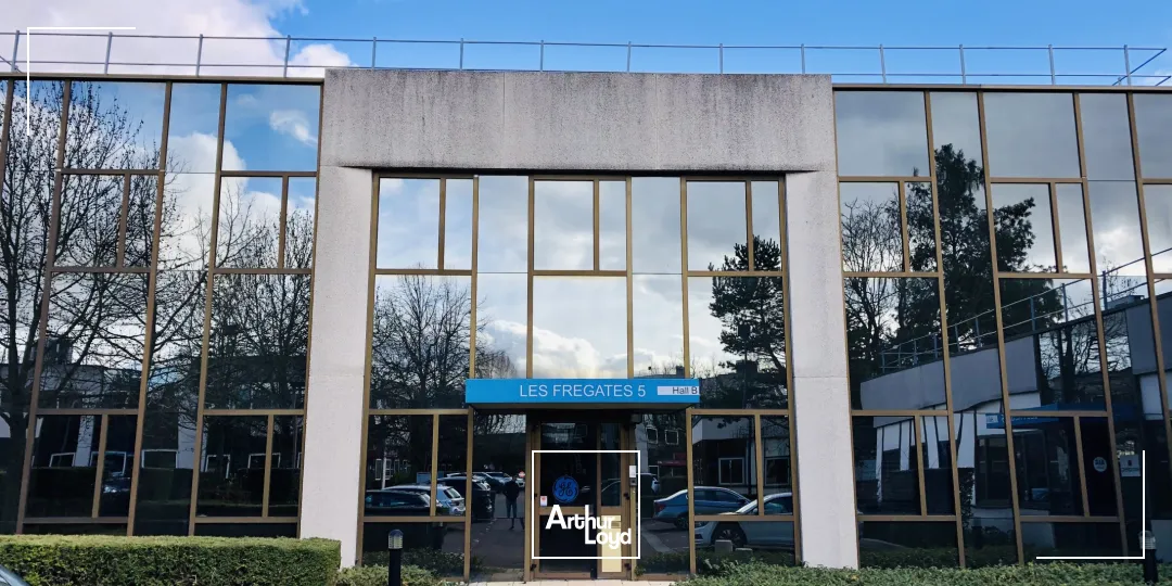 Bureaux - Location - TREMBLAY EN FRANCE - 93290 - 340-2892.9 - 7759471