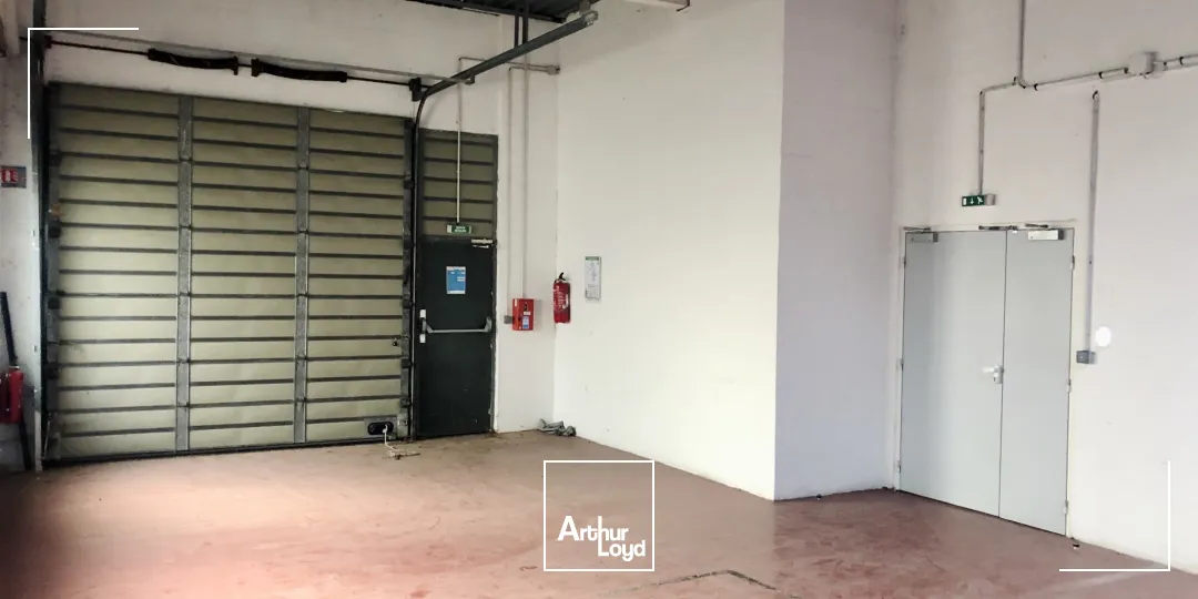 Bureaux - Location - TREMBLAY EN FRANCE - 93290 - 340-2892.9 - 7759473