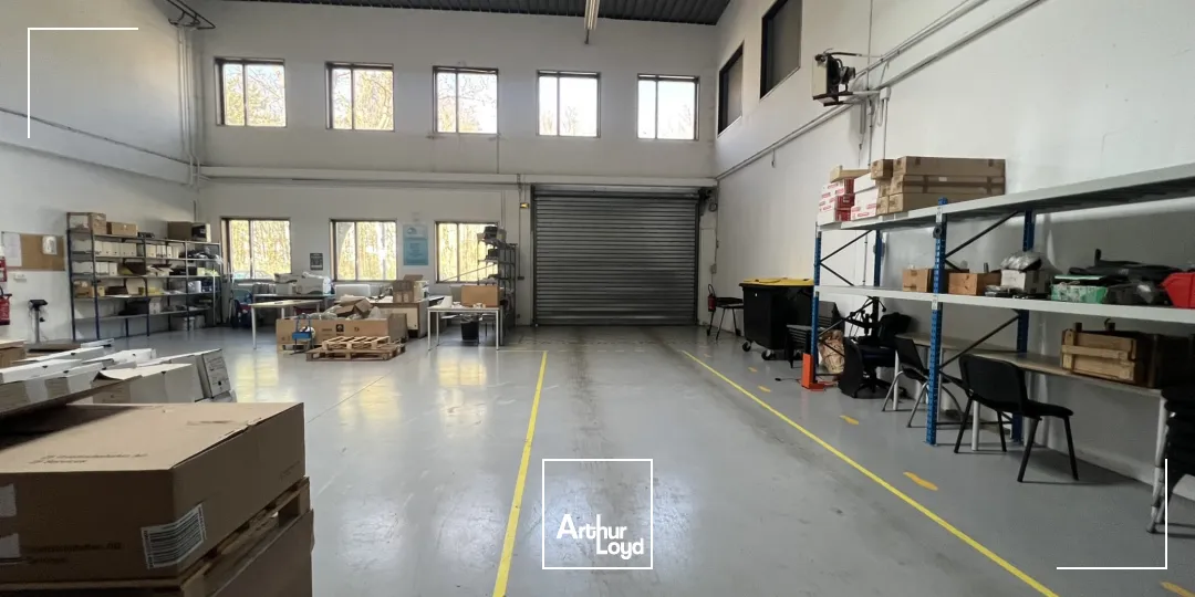 Bureaux - Location - TREMBLAY EN FRANCE - 93290 - 233-481 - 7759490