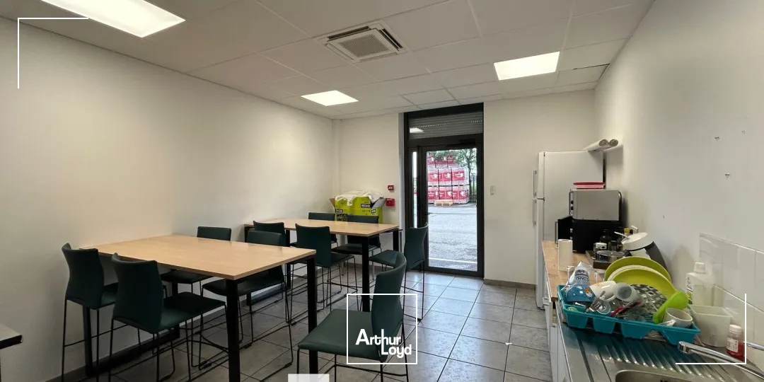 Locaux d'activité & Entrepôts - Location - GENAS - 69740 - 2070-2070 - 7759609