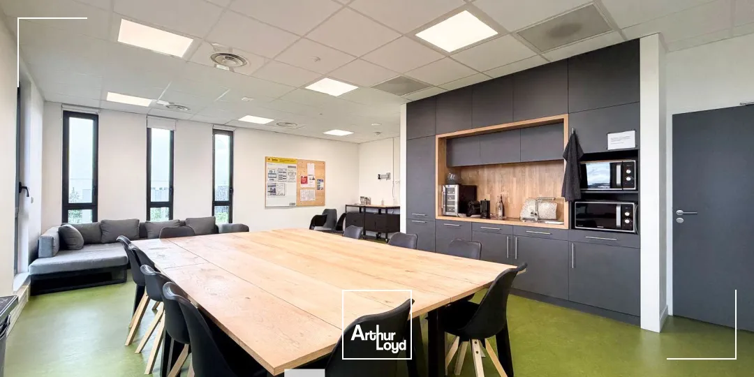 Bureaux - Vente - SAINT PRIEST - 69800 - 747-747 - 7759616