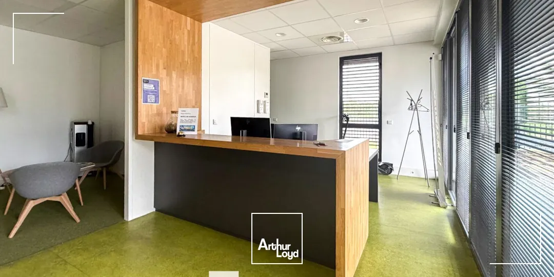 Bureaux - Vente - SAINT PRIEST - 69800 - 747-747 - 7759619