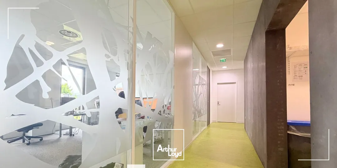 Bureaux - Vente - SAINT PRIEST - 69800 - 747-747 - 7759620