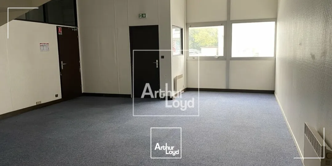 Locaux d'activité & Entrepôts - Location - BONDOUFLE - 91070 - 368-818 - 7760265